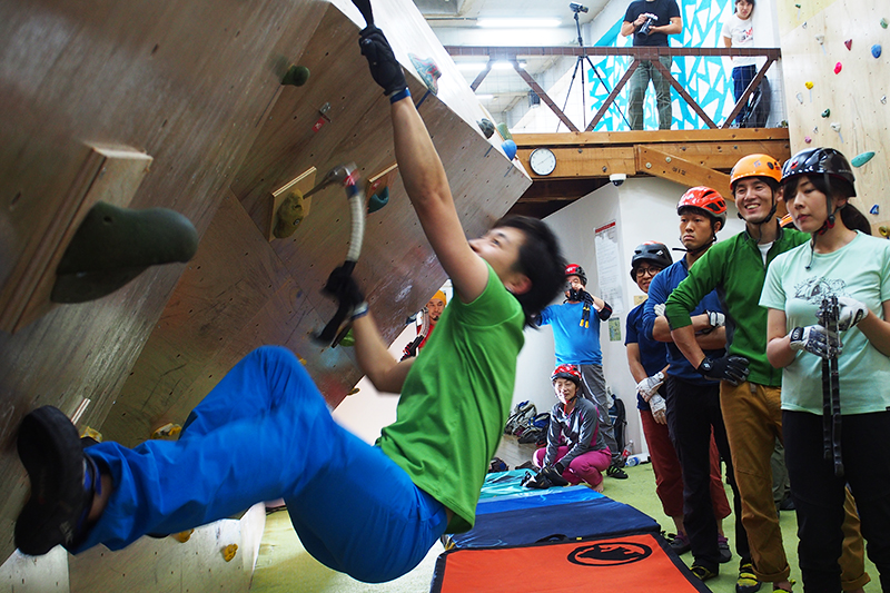 Beta climbing gym【3F】Beginner dry tooling session with professional ice climber Nae Yagi
