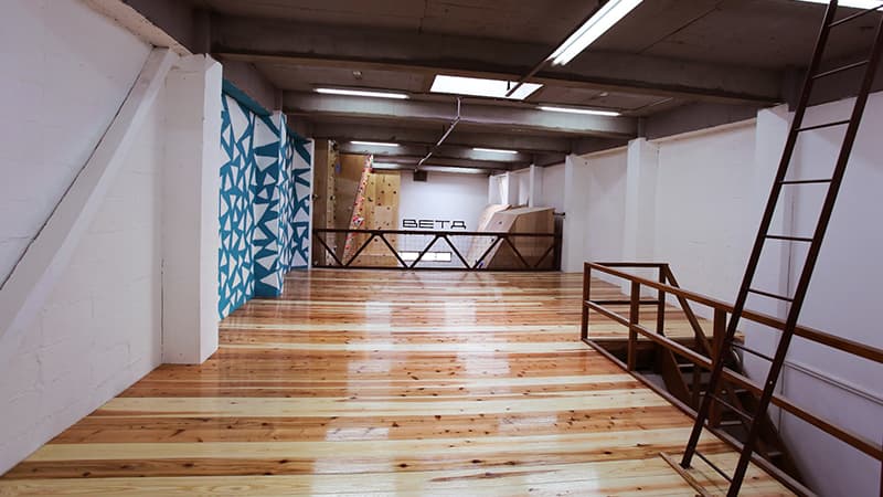 3.5F has a spacious free space - perfect for stretching and resting!