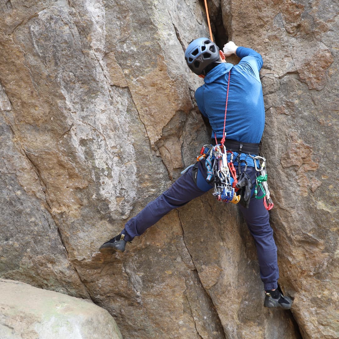 ベータクライミングジム｜外岩クラック初心者練習会 1