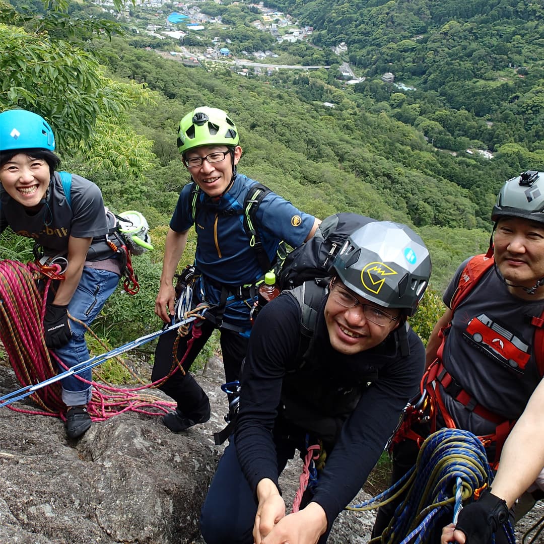 ベータクライミングジム｜外岩マルチピッチクライミング練習会 1