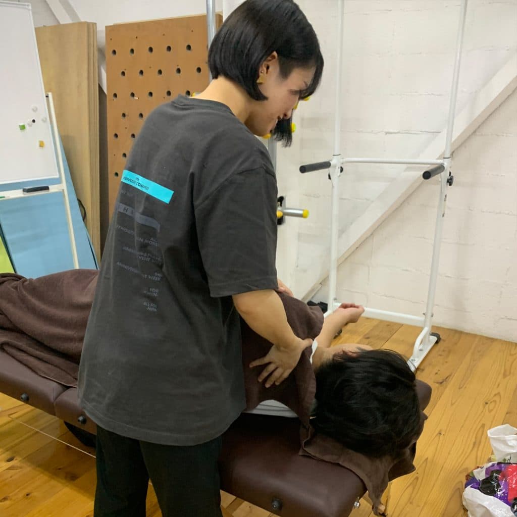 ボディメンテナンス - 施術の様子3