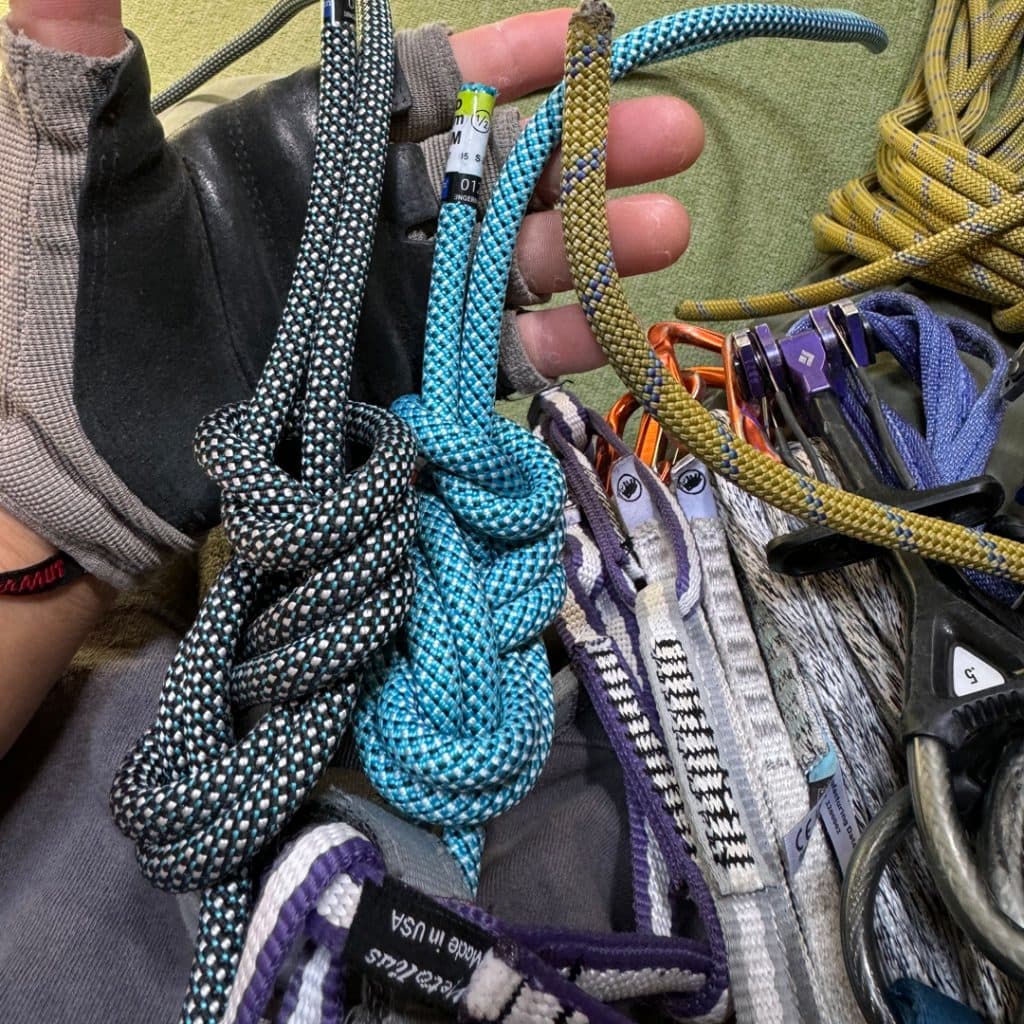 登攀準備、相互確認