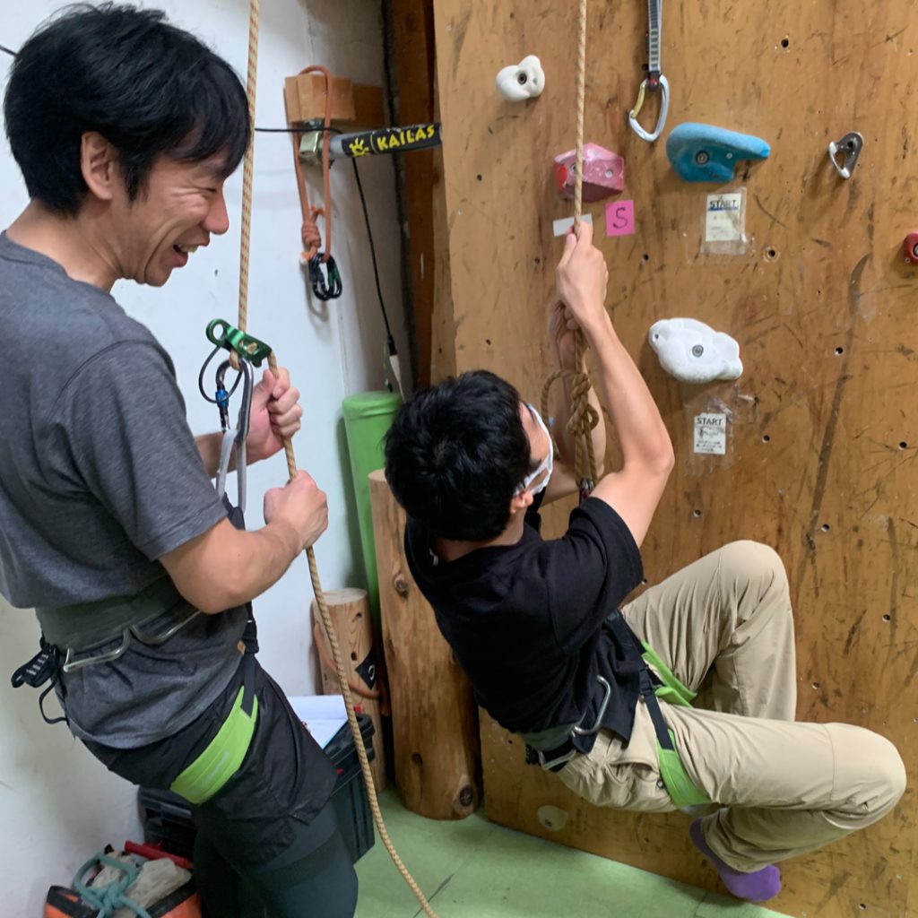 Beta Climbing Gym Seminar, Lead Climbing Beginner Seminar